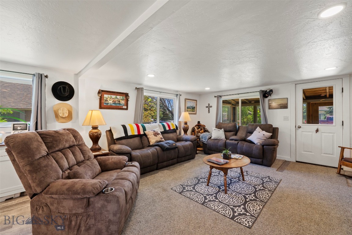 115 Center Property Photo 8