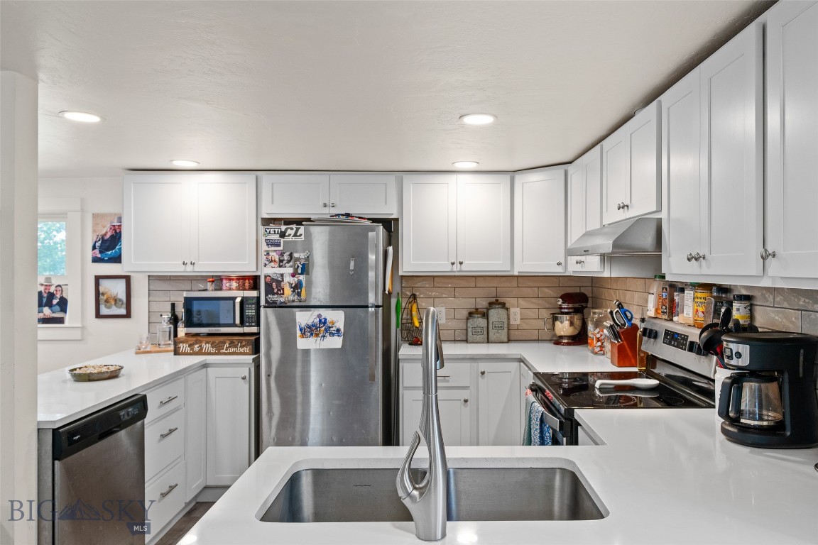 115 Center Property Photo 19