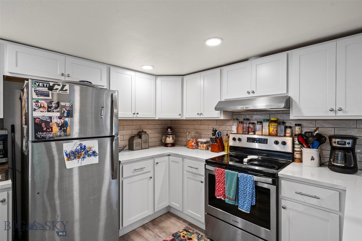 115 Center Property Photo 23