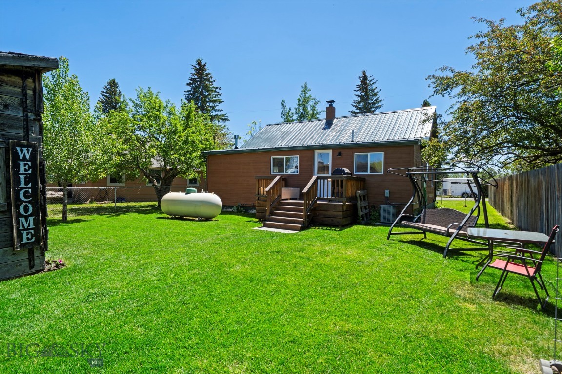 115 Center Property Photo 44