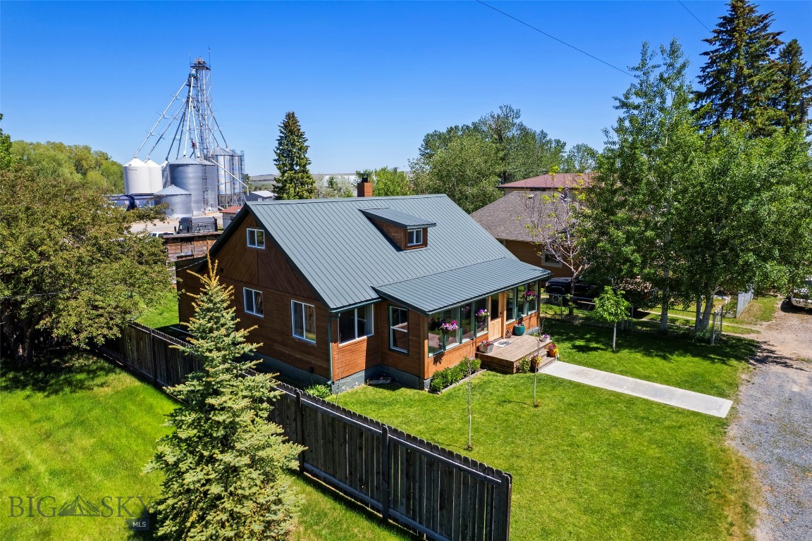 115 Center Property Photo 57