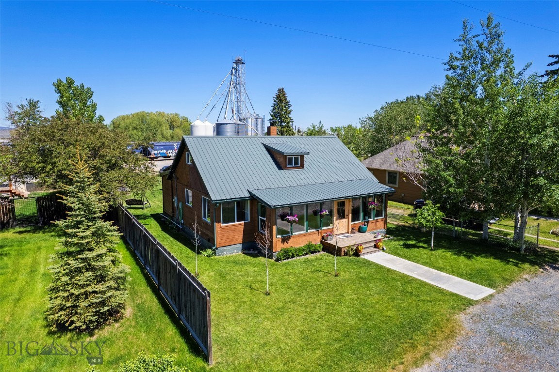 115 Center Property Photo 58