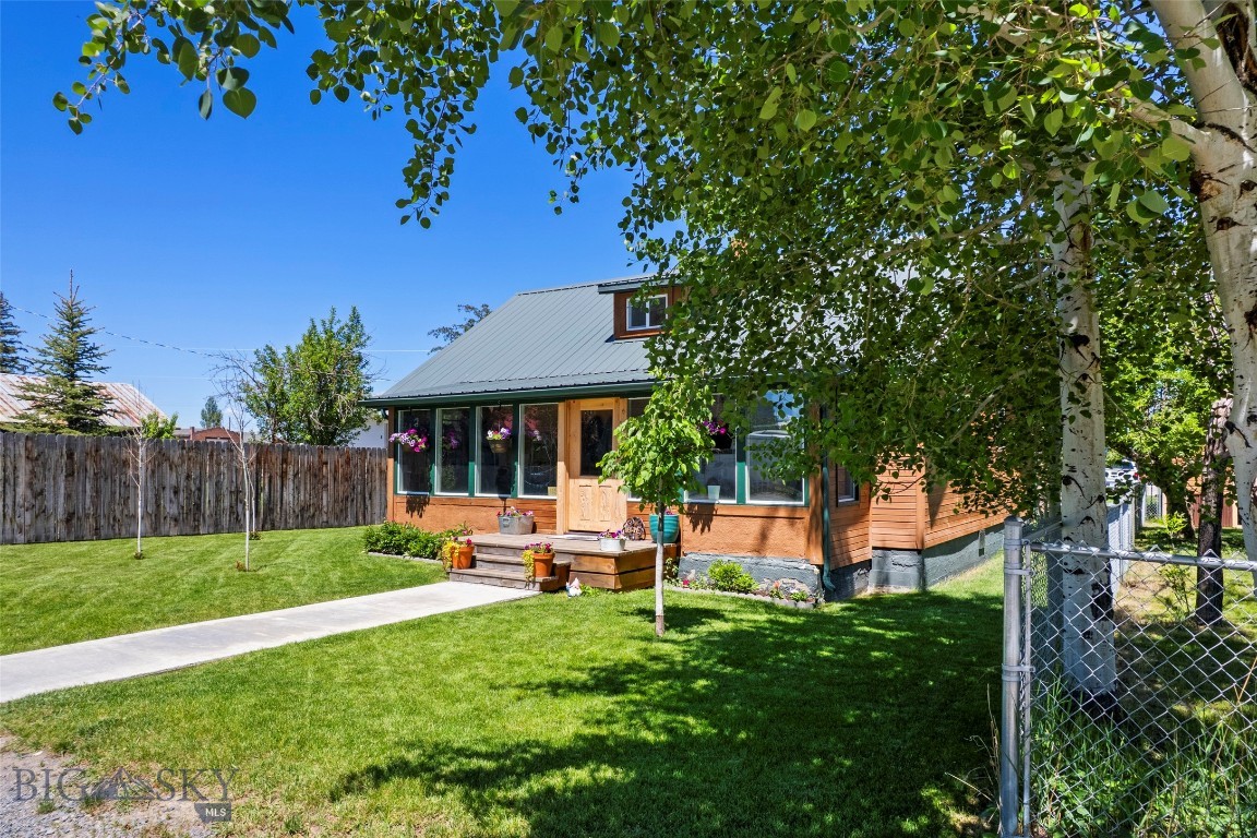 115 Center Property Photo 59