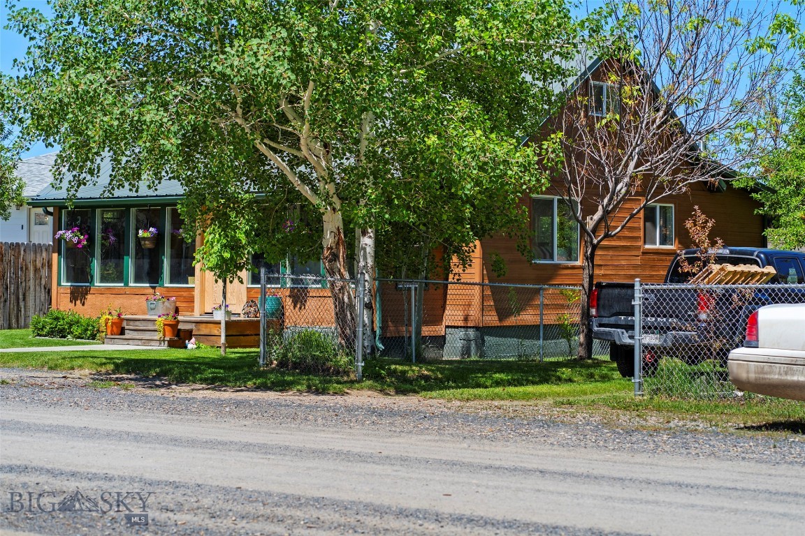 115 Center Property Photo 61