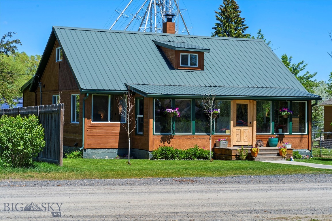 115 Center Property Photo 63