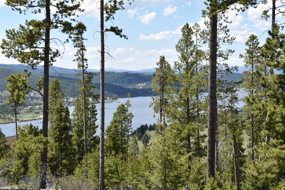 16 Mule Deer Lane Property Photo 8