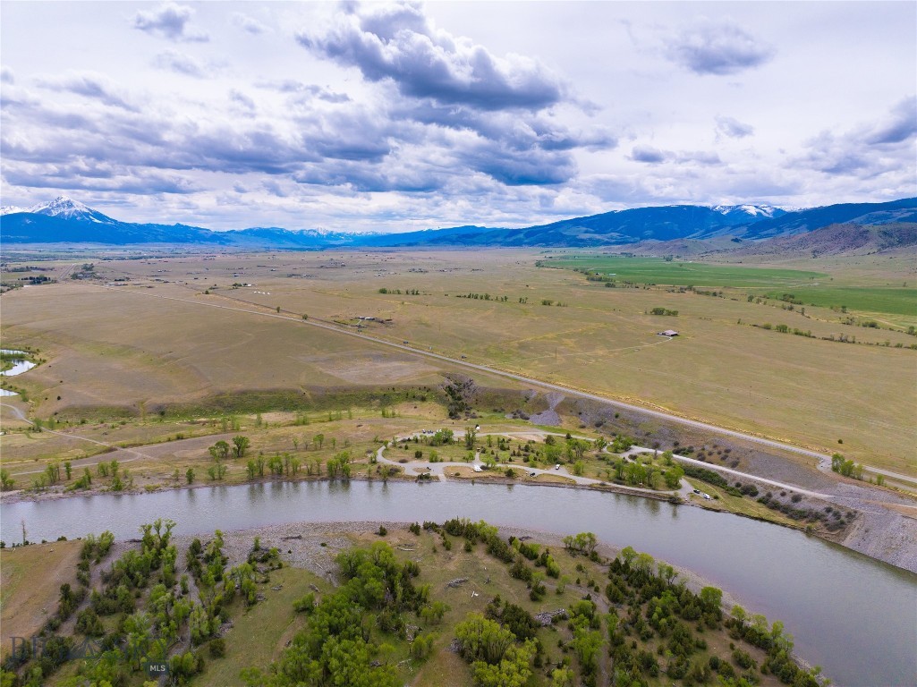 4125 Us Highway 89 S Property Photo 9