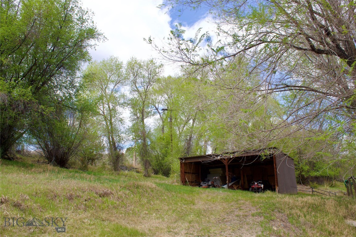 411368 Property Photo 10