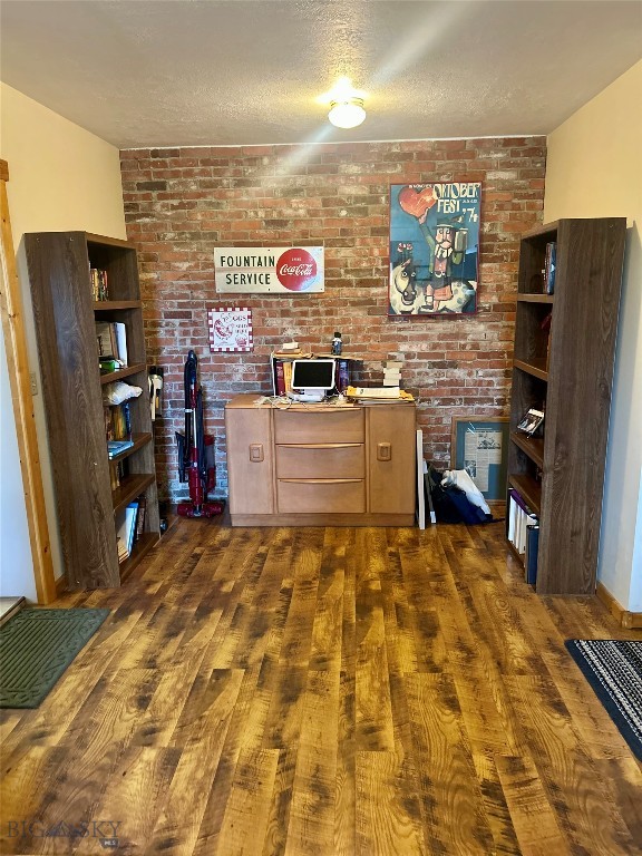 411368 Property Photo 26