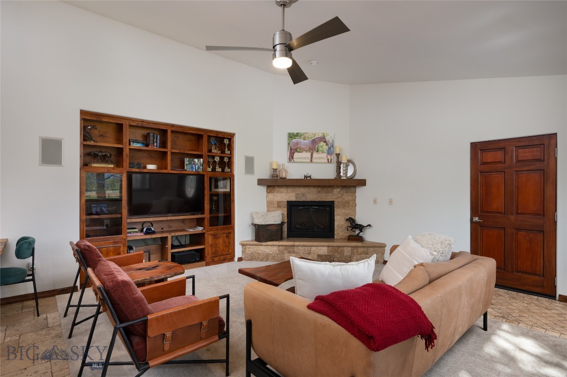 2490 E Cedar Meadows Lane Property Photo 45