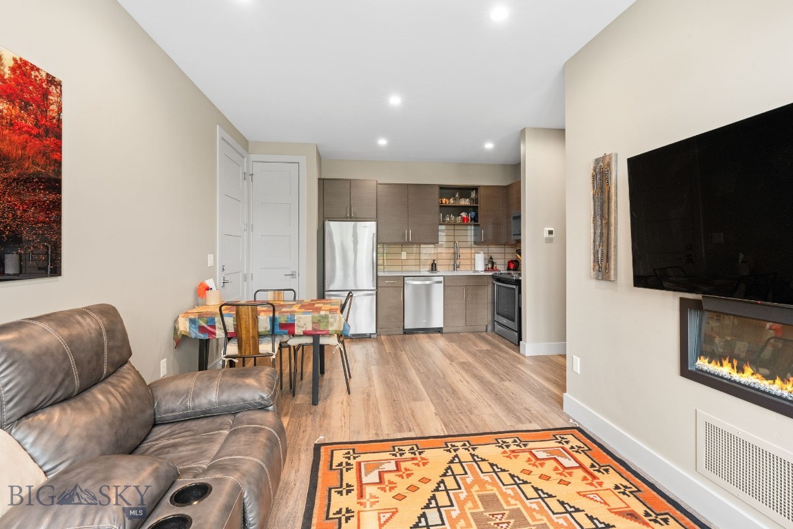 496 Black Bull D Property Photo 6