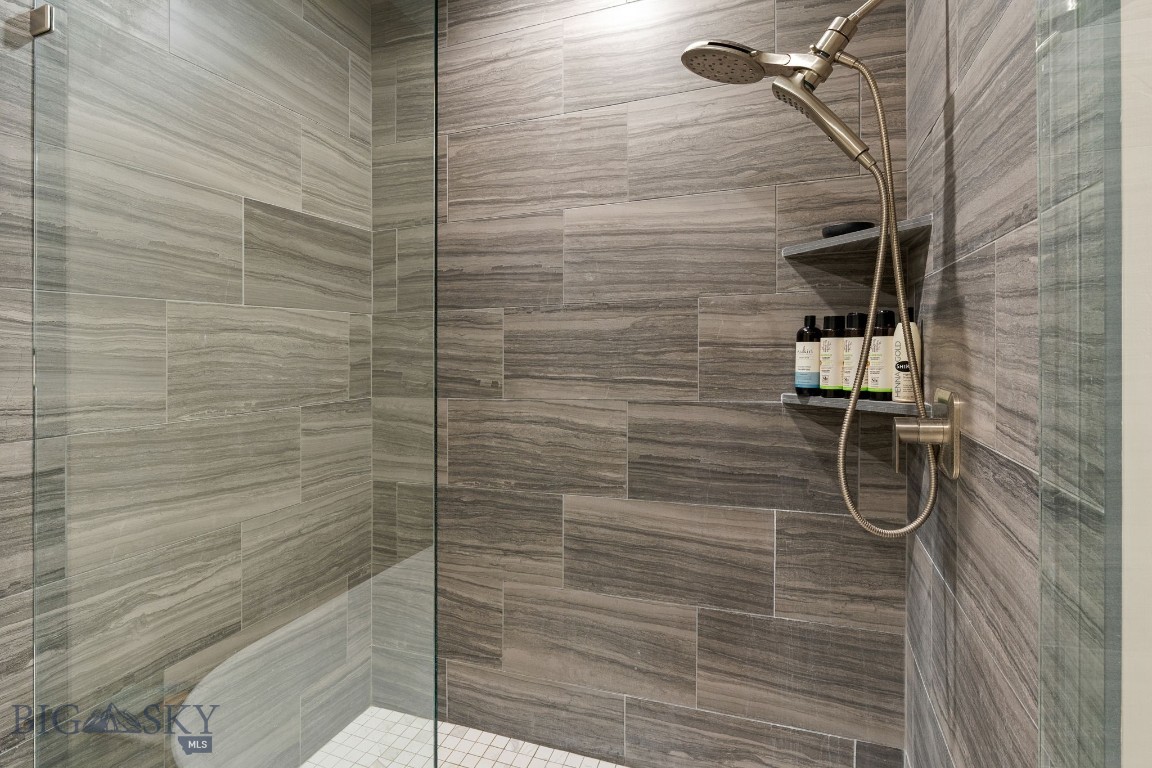 496 Black Bull D Property Photo 10
