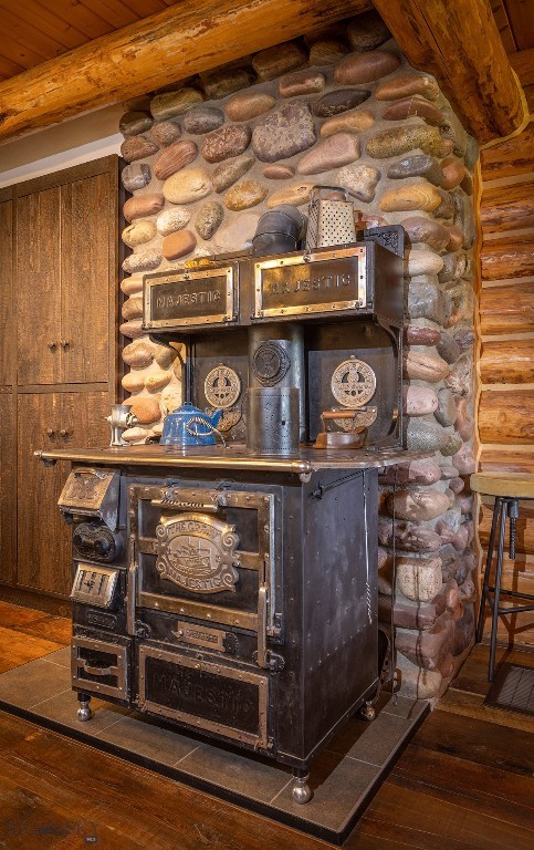587 Cozy Lane Property Photo 27