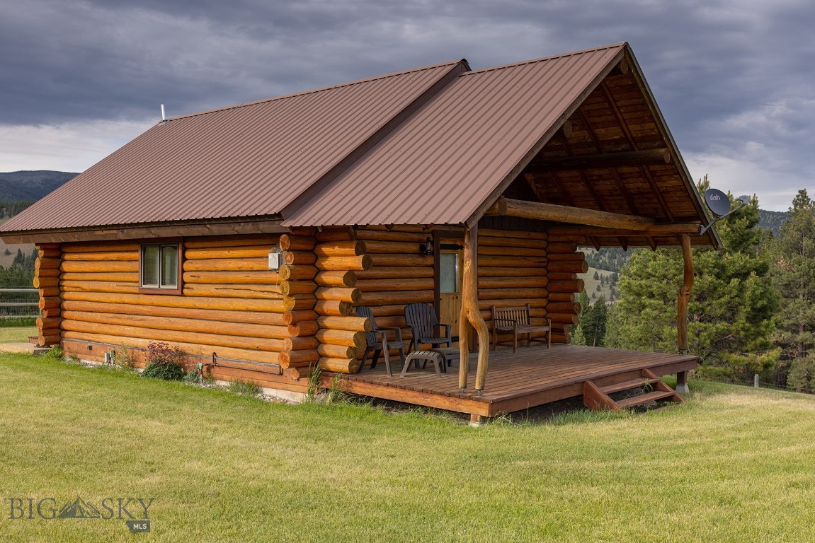 587 Cozy Lane Property Photo 43