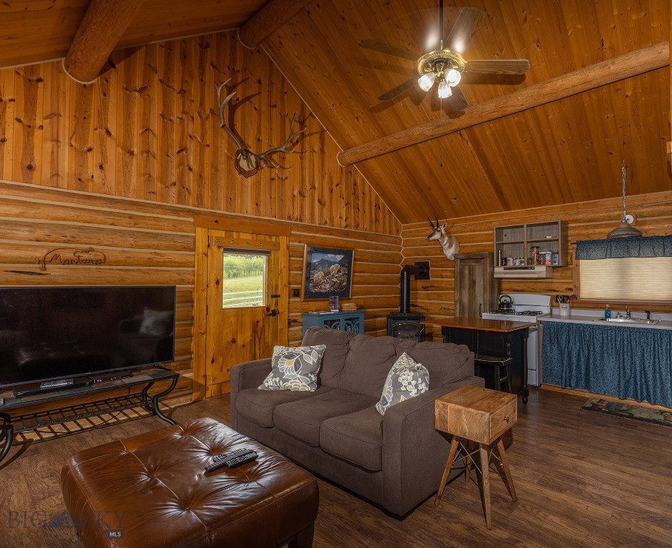 587 Cozy Lane Property Photo 44
