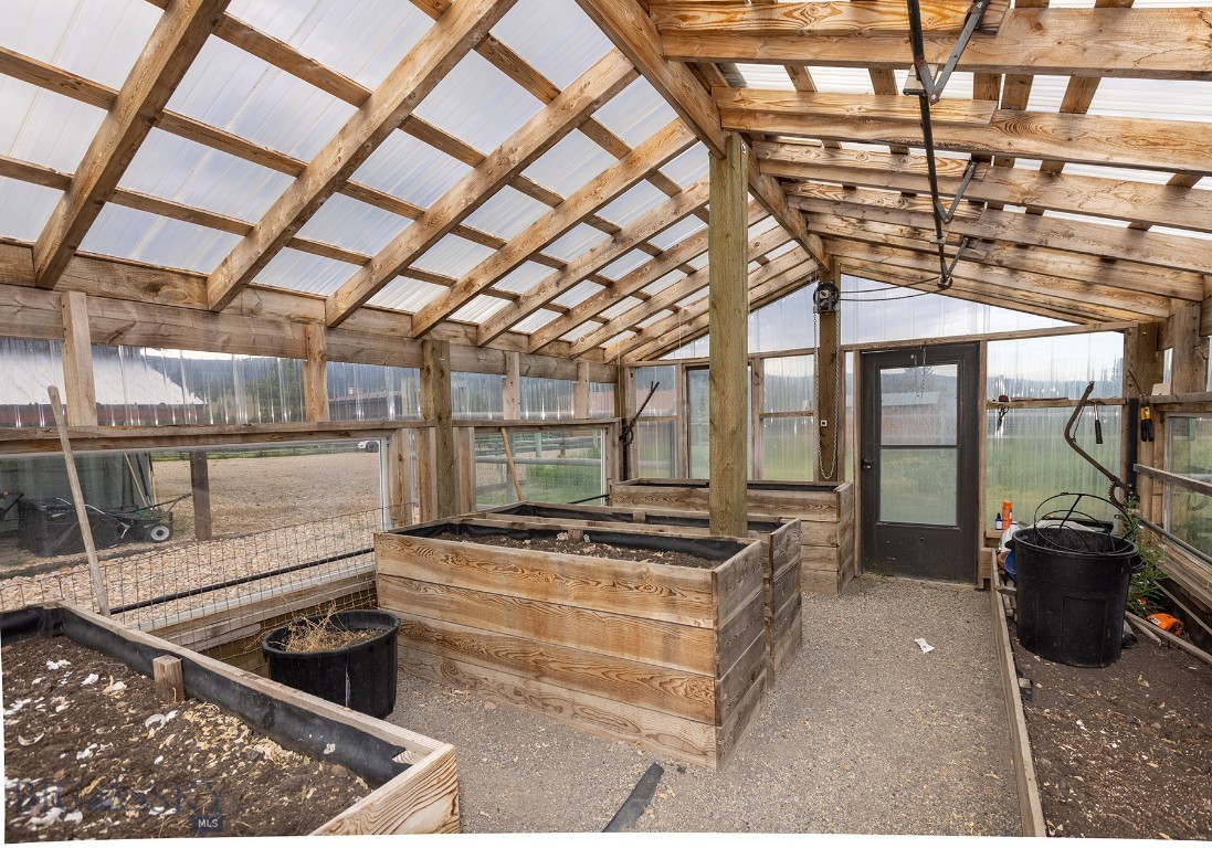 587 Cozy Lane Property Photo 53