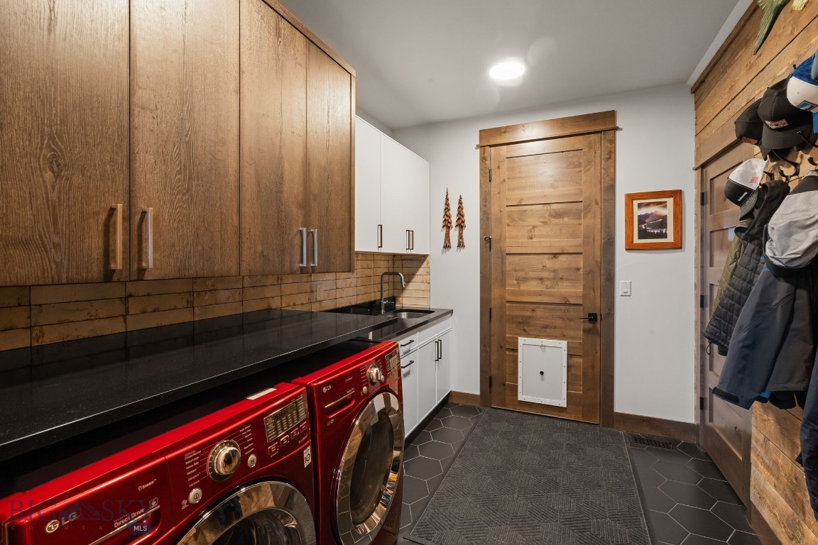 589 Tillyfour Road Property Photo 40