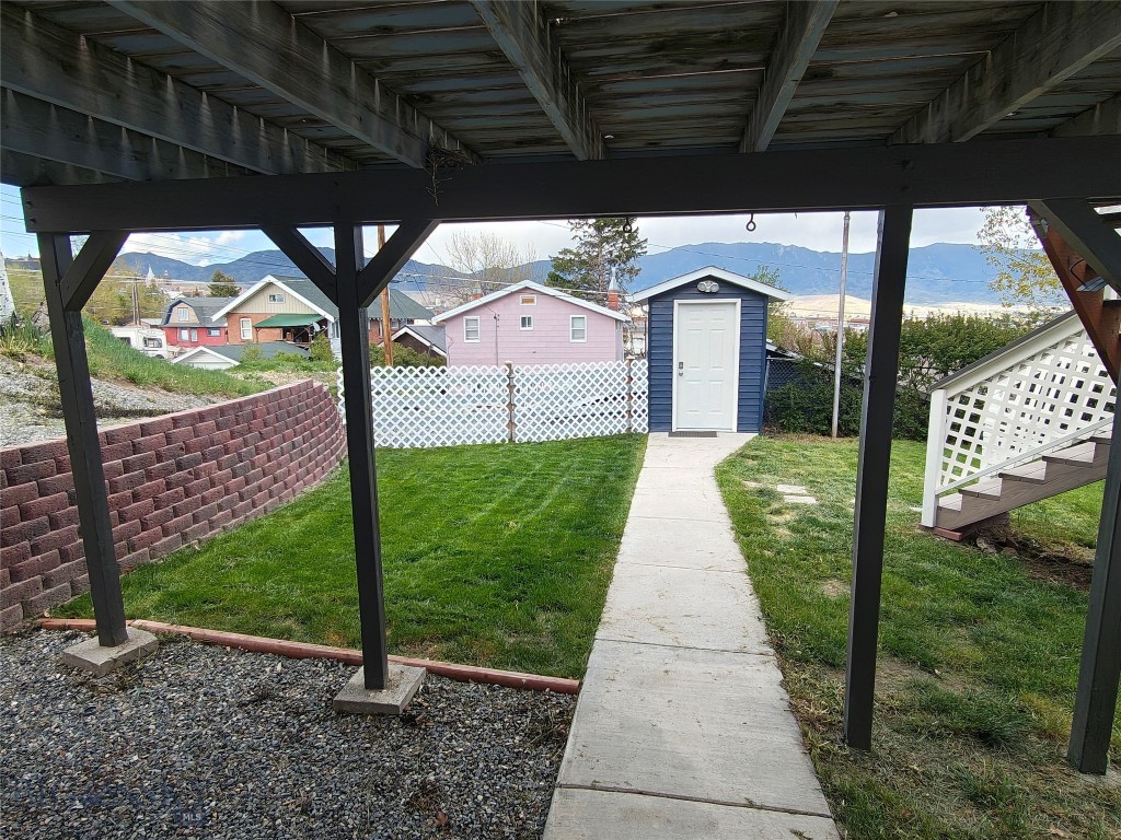 514 S Jackson Property Photo 8
