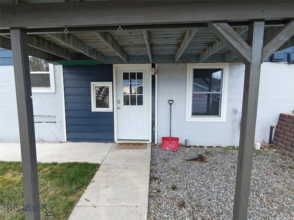 514 S Jackson Property Photo 10