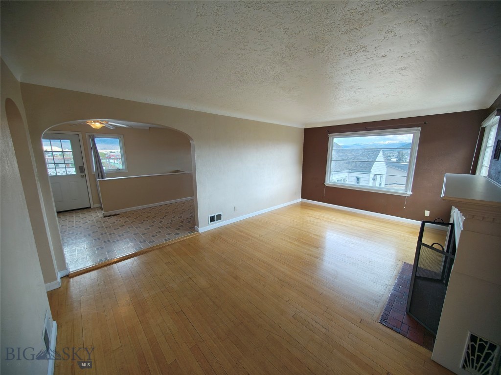 514 S Jackson Property Photo 12