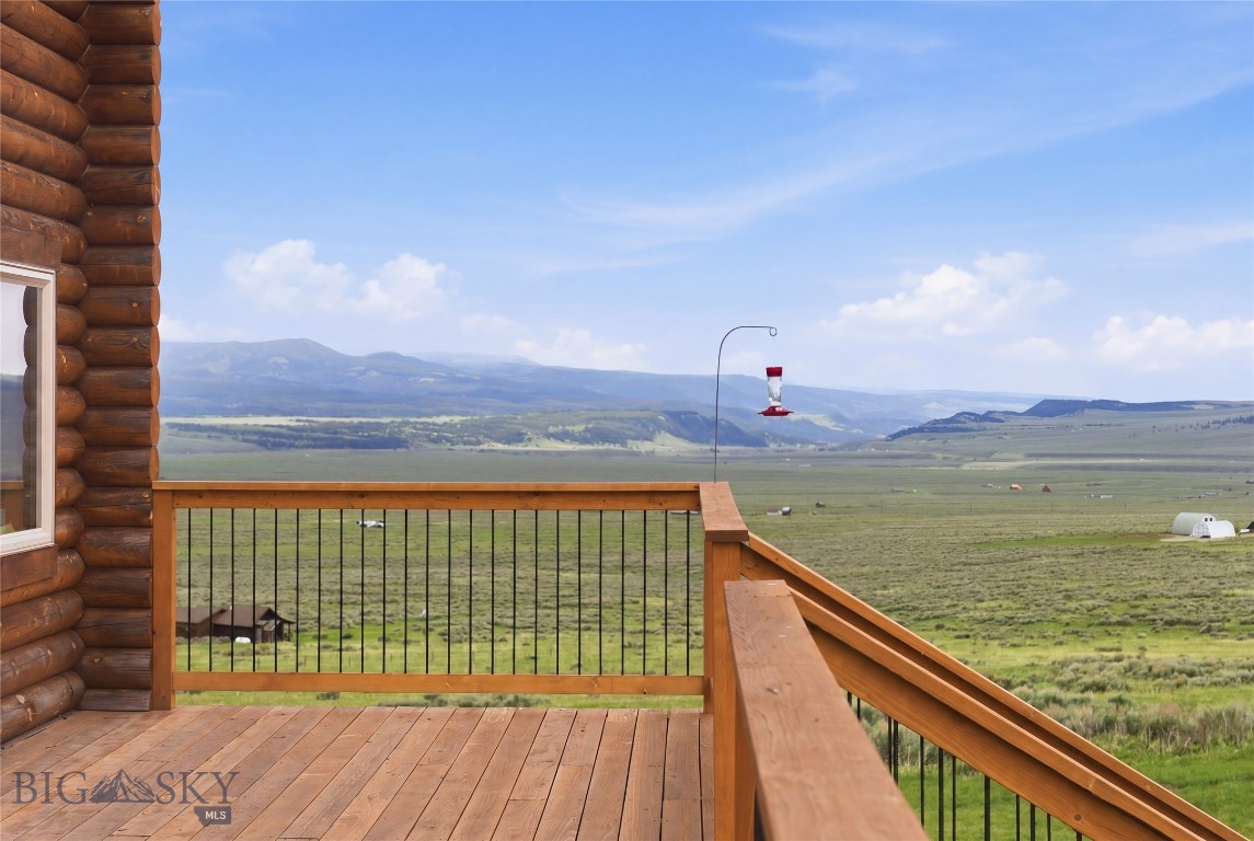 224 Slide Rock Road Property Photo 3