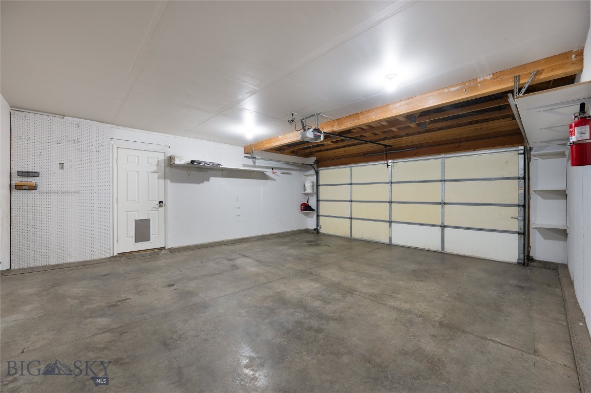 2512 Annie Street Property Photo 18