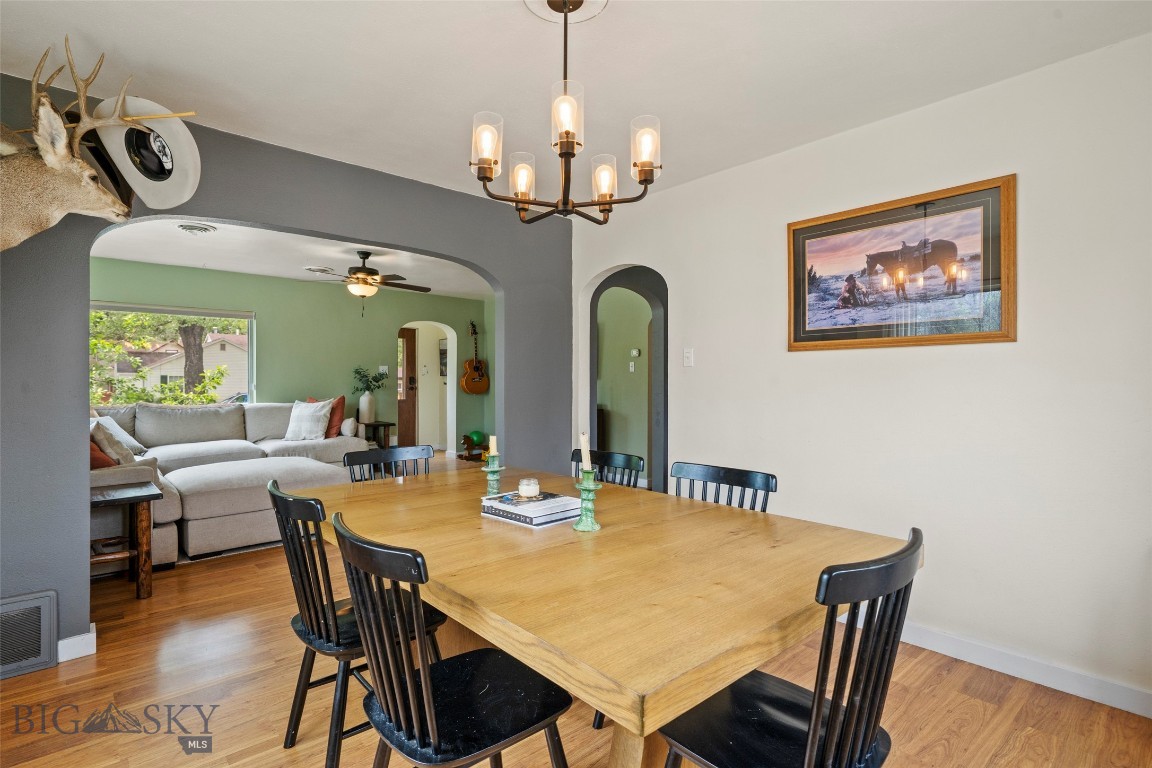123 3rd Avenue E Property Photo 22
