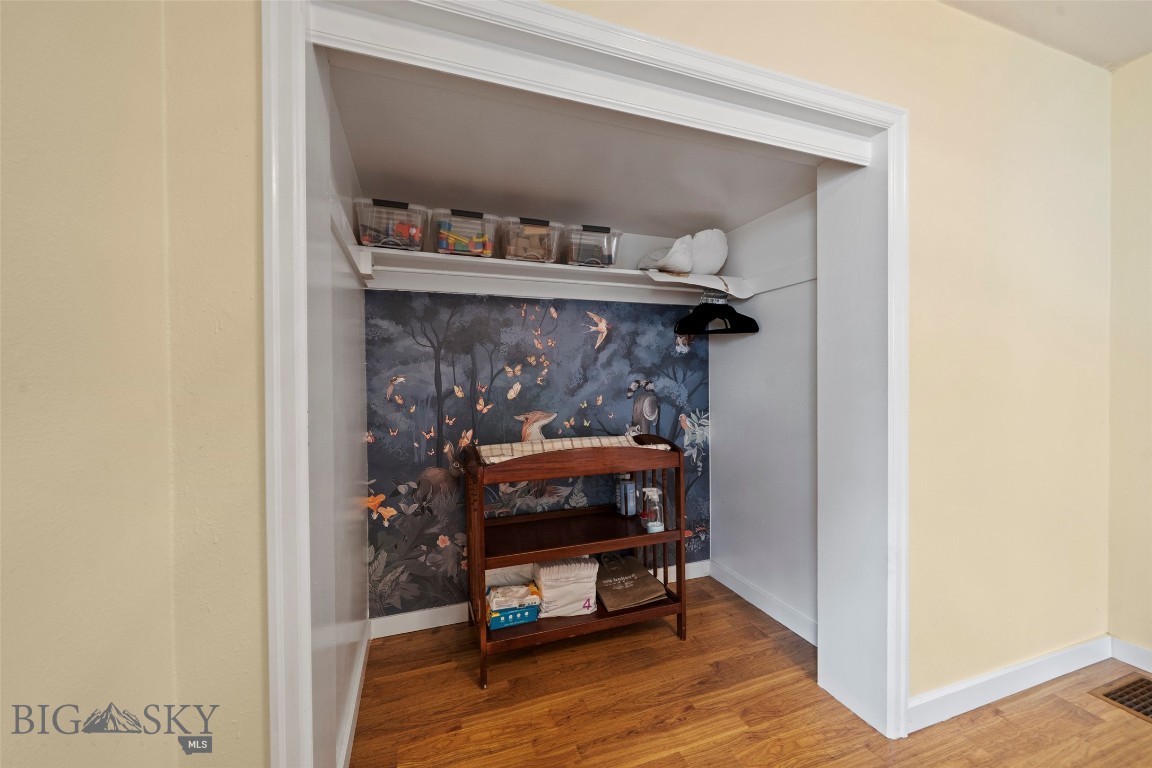 123 3rd Avenue E Property Photo 27