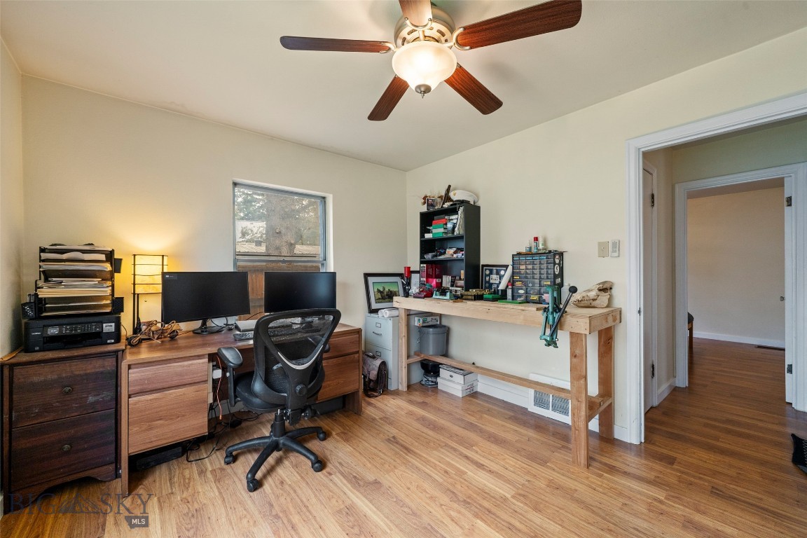 123 3rd Avenue E Property Photo 32