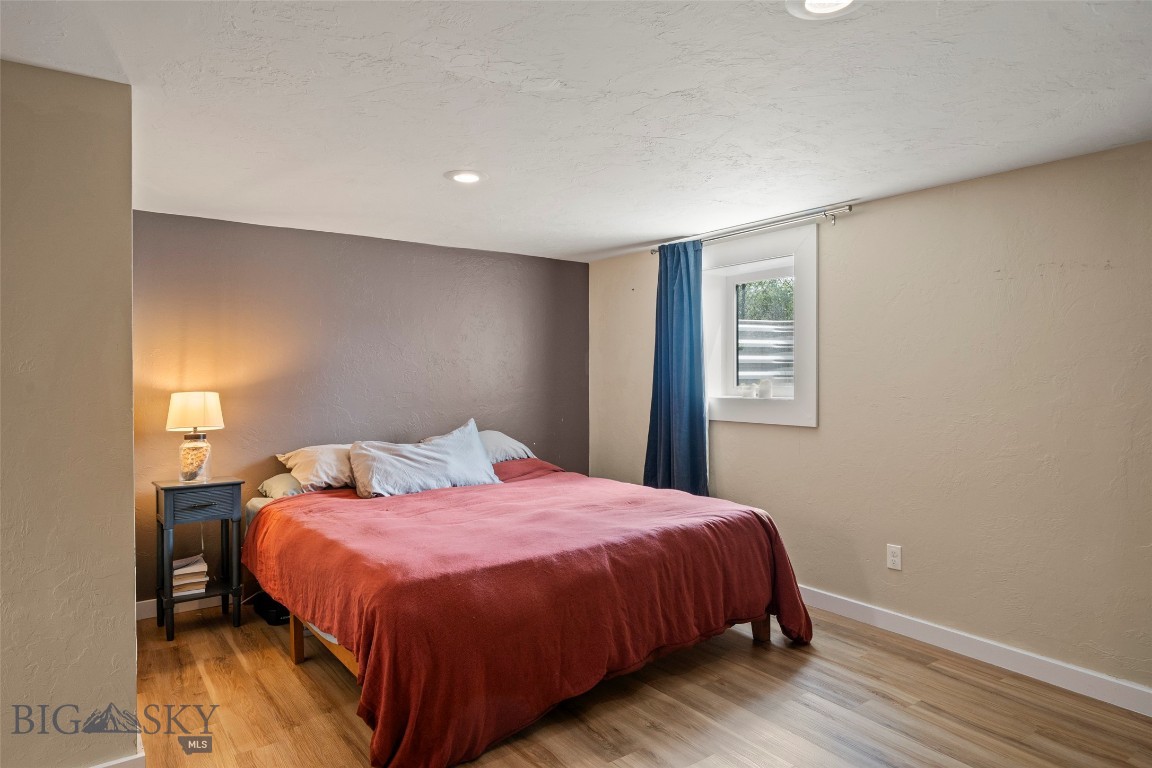 123 3rd Avenue E Property Photo 43