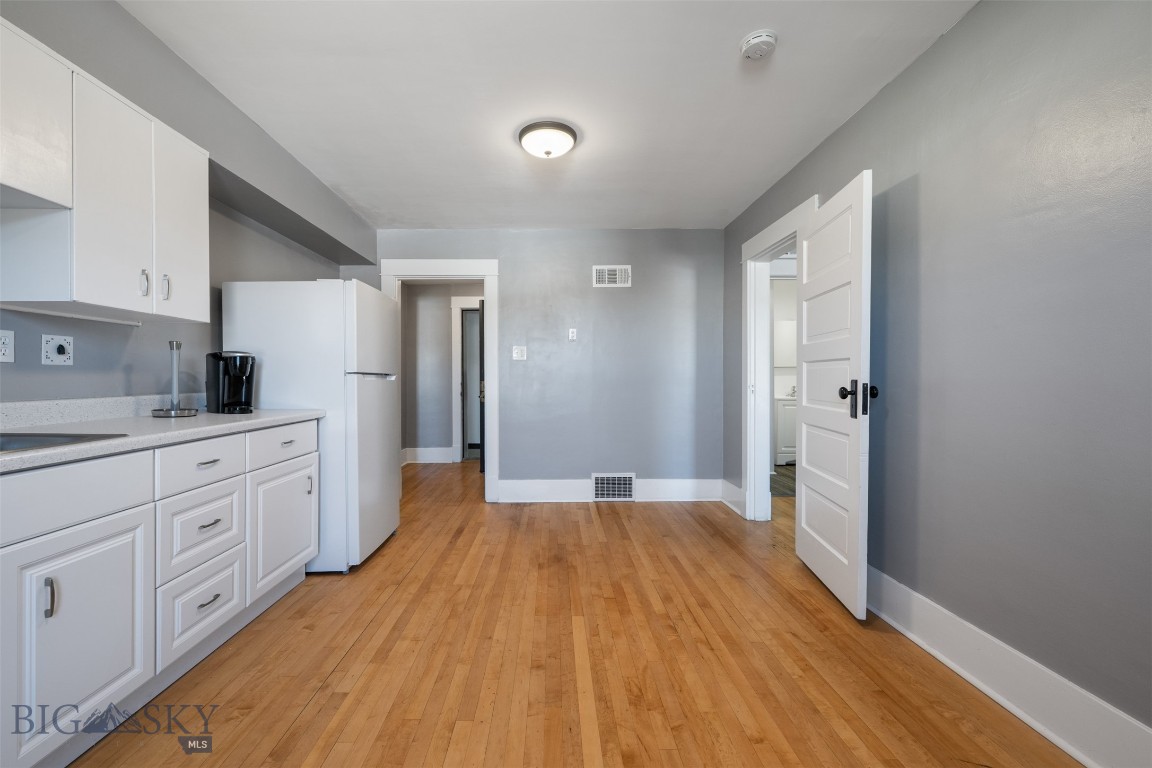 124 E Commercial Avenue Property Photo 61