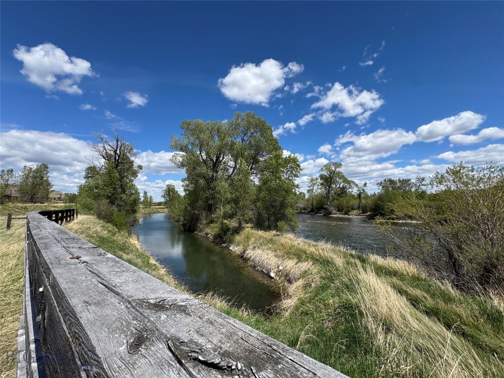 3 Fishing Hole Dr Property Photo 15