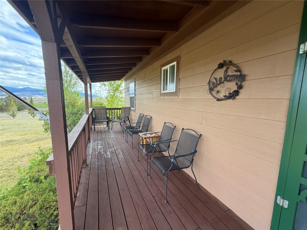 3 Sun Valley Park Property Photo 3