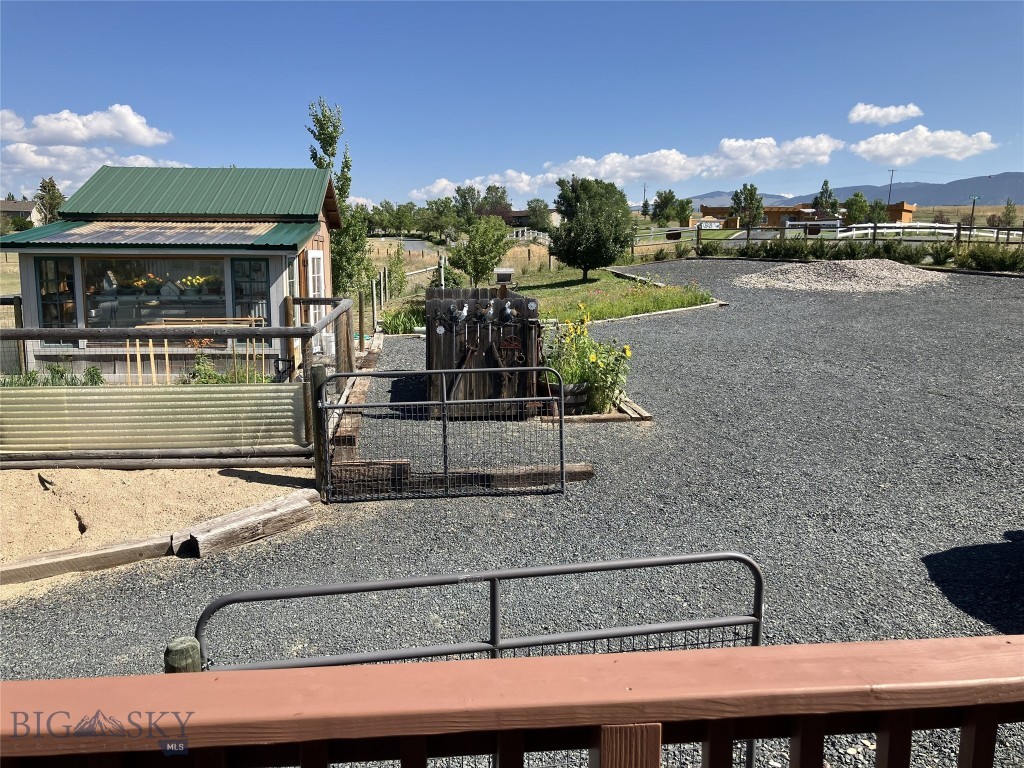 3 Sun Valley Park Property Photo 49