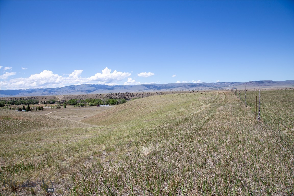 4566 Us Highway 287 N Property Photo 15