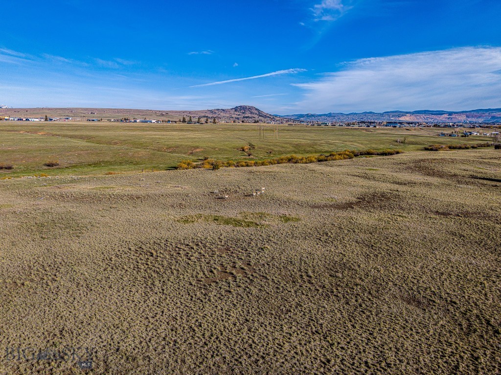 7615 Highway 2 Property Photo 2