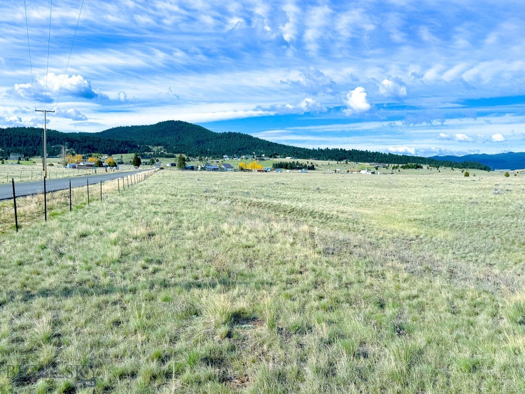 7615 Highway 2 Property Photo 29
