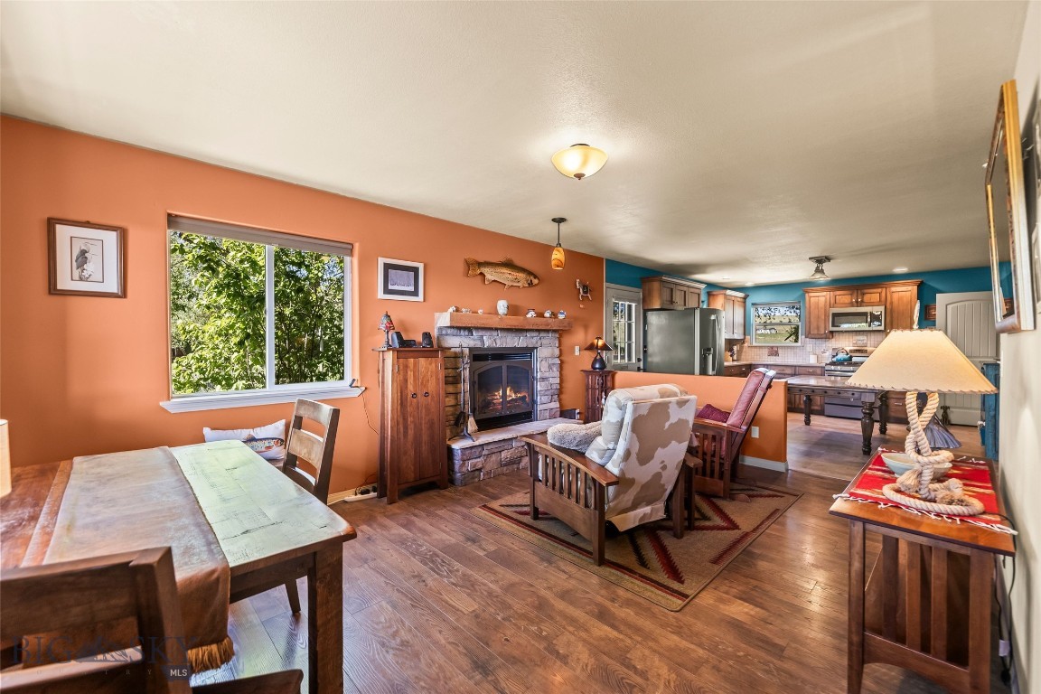 1301 Absaroka Court Property Photo 22