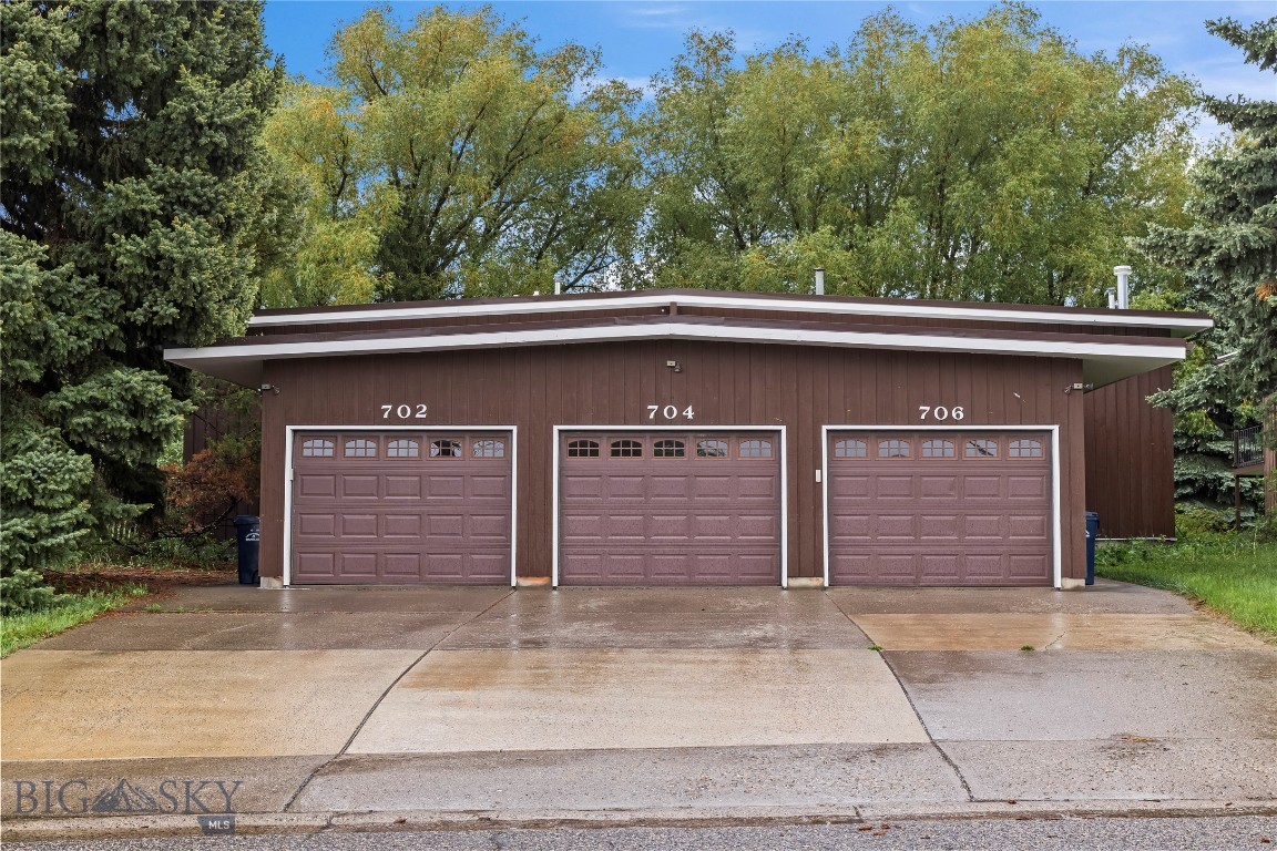 704 S 16th Property Photo 34