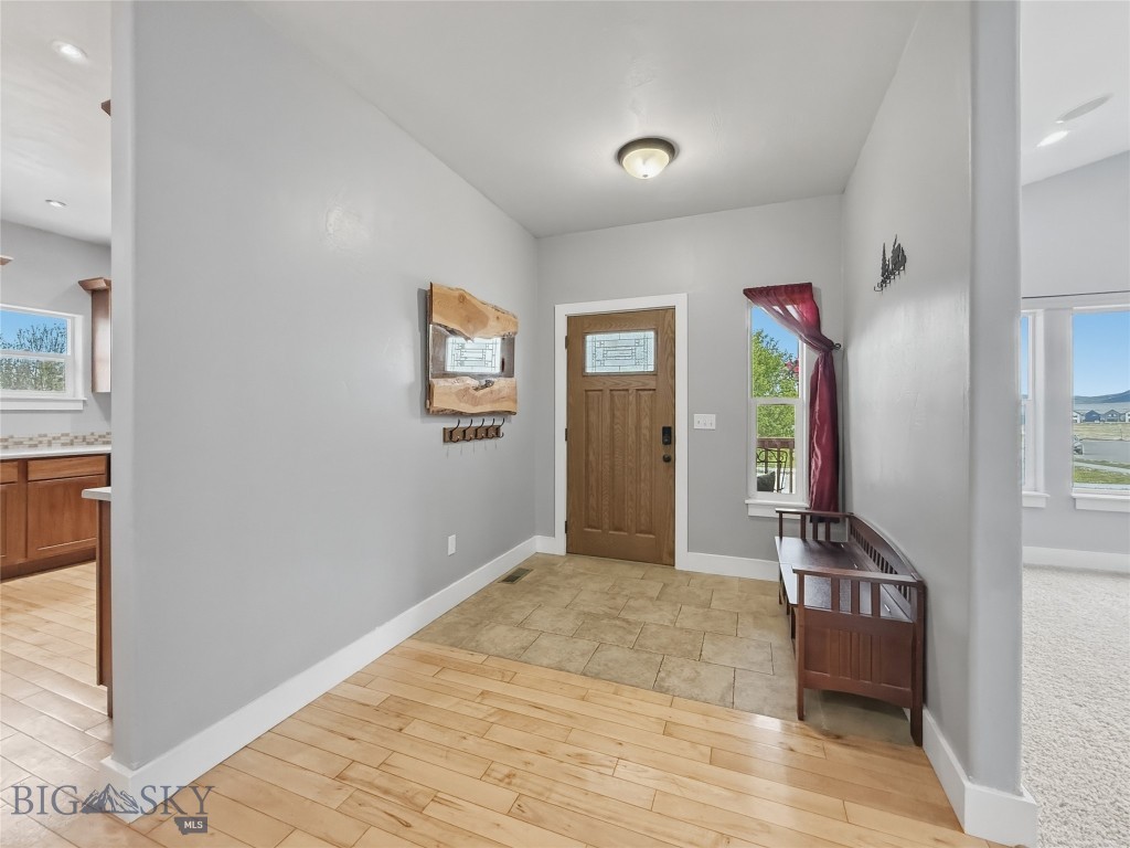 1217 Wildflower Trail Property Photo 7