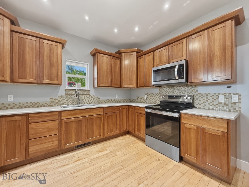 1217 Wildflower Trail Property Photo 8
