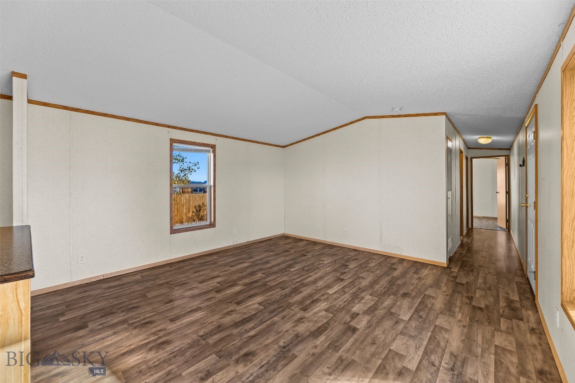 716 Madison Avenue Property Photo 10