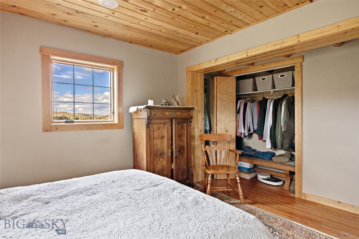 267 Hayfield Loop Trail Property Photo 6
