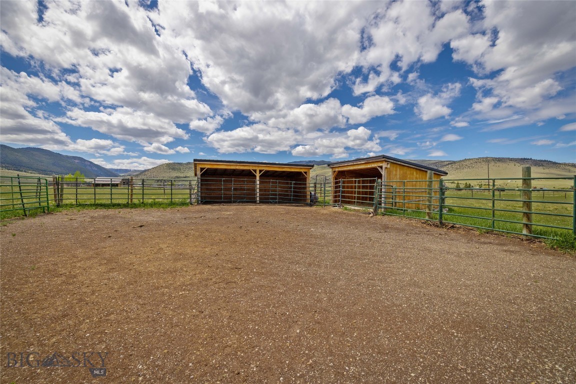 267 Hayfield Loop Trail Property Photo 49