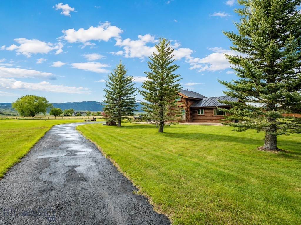 3 Dolly Varden Drive Property Photo 7