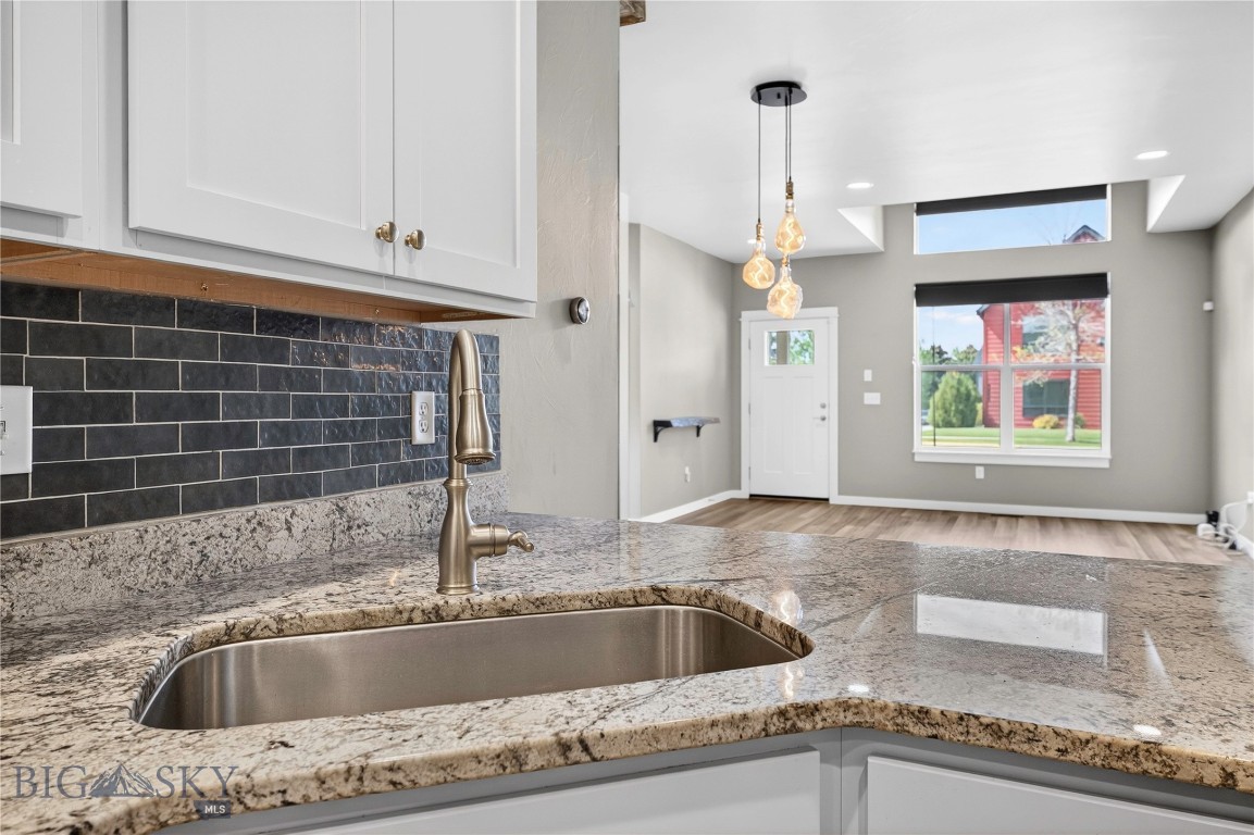 4832 Golden Gate B Property Photo 45