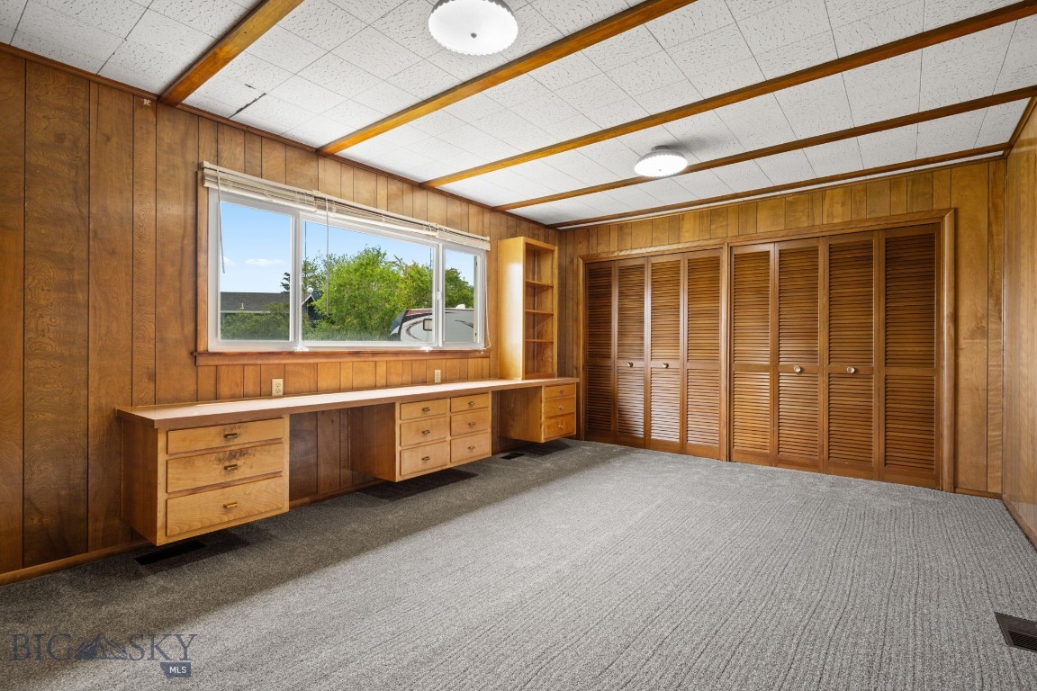 102 Legget Avenue Property Photo 45