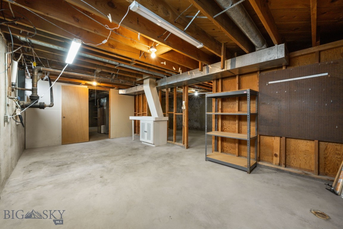 102 Legget Avenue Property Photo 50