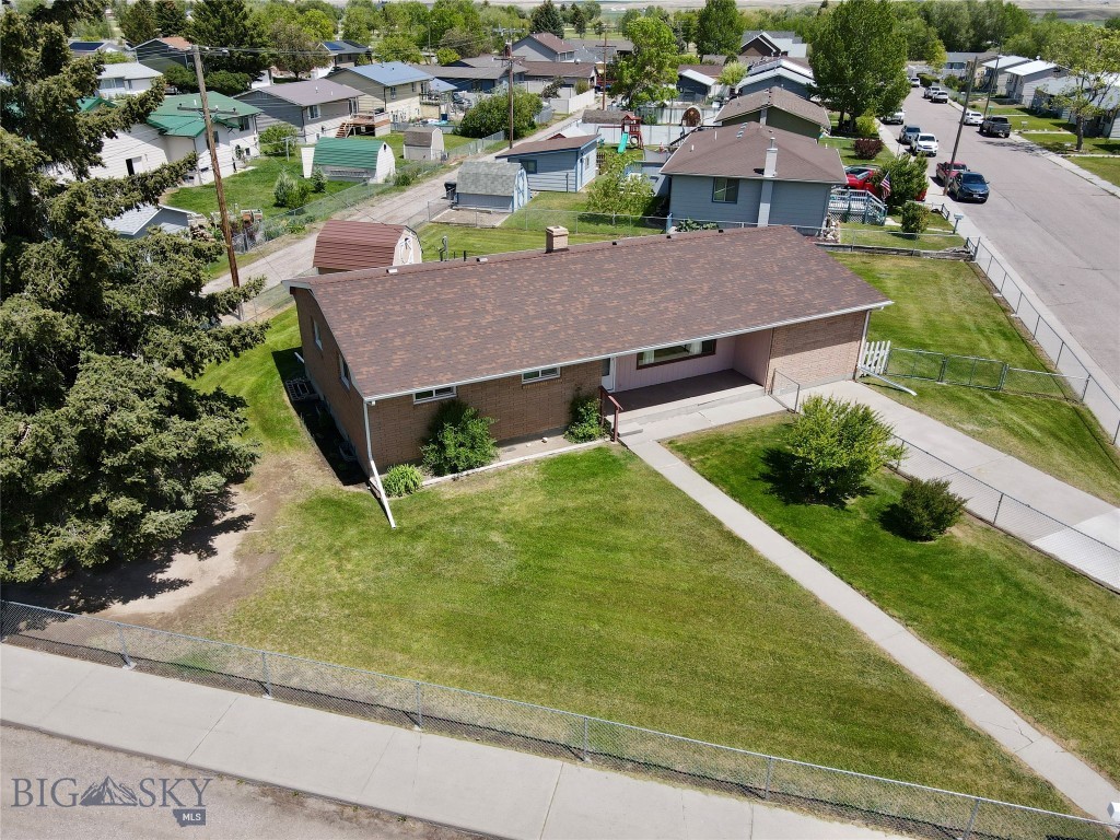 102 Legget Avenue Property Photo 58