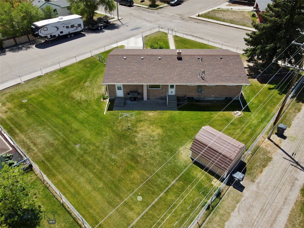 102 Legget Avenue Property Photo 60